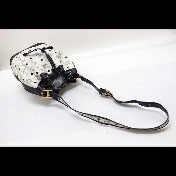 MCM Elegant Cross Body Hobo Bucket Bag - Picture 4 of 8